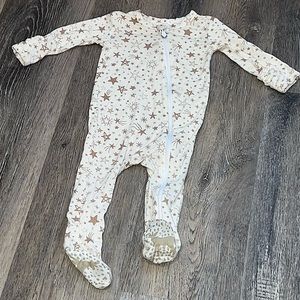 Velvet Fawn star print zip onesie